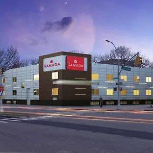 Hotel Ramada By Wyndham Bronx, New York